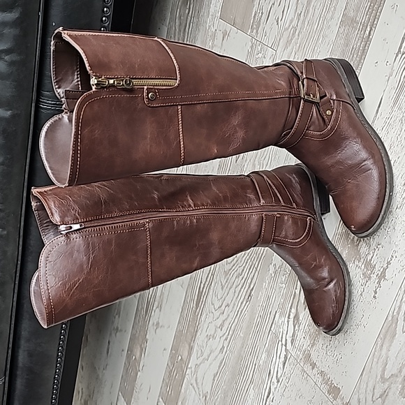 GUESS Brown leather tall (to knee) riding boots. Size 7 - Picture 5 of 9